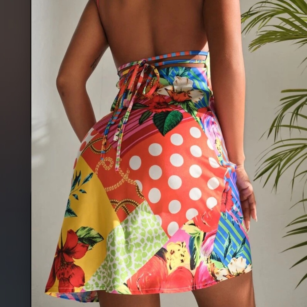 Printed Split Mini Dress - Picture 2 of 5